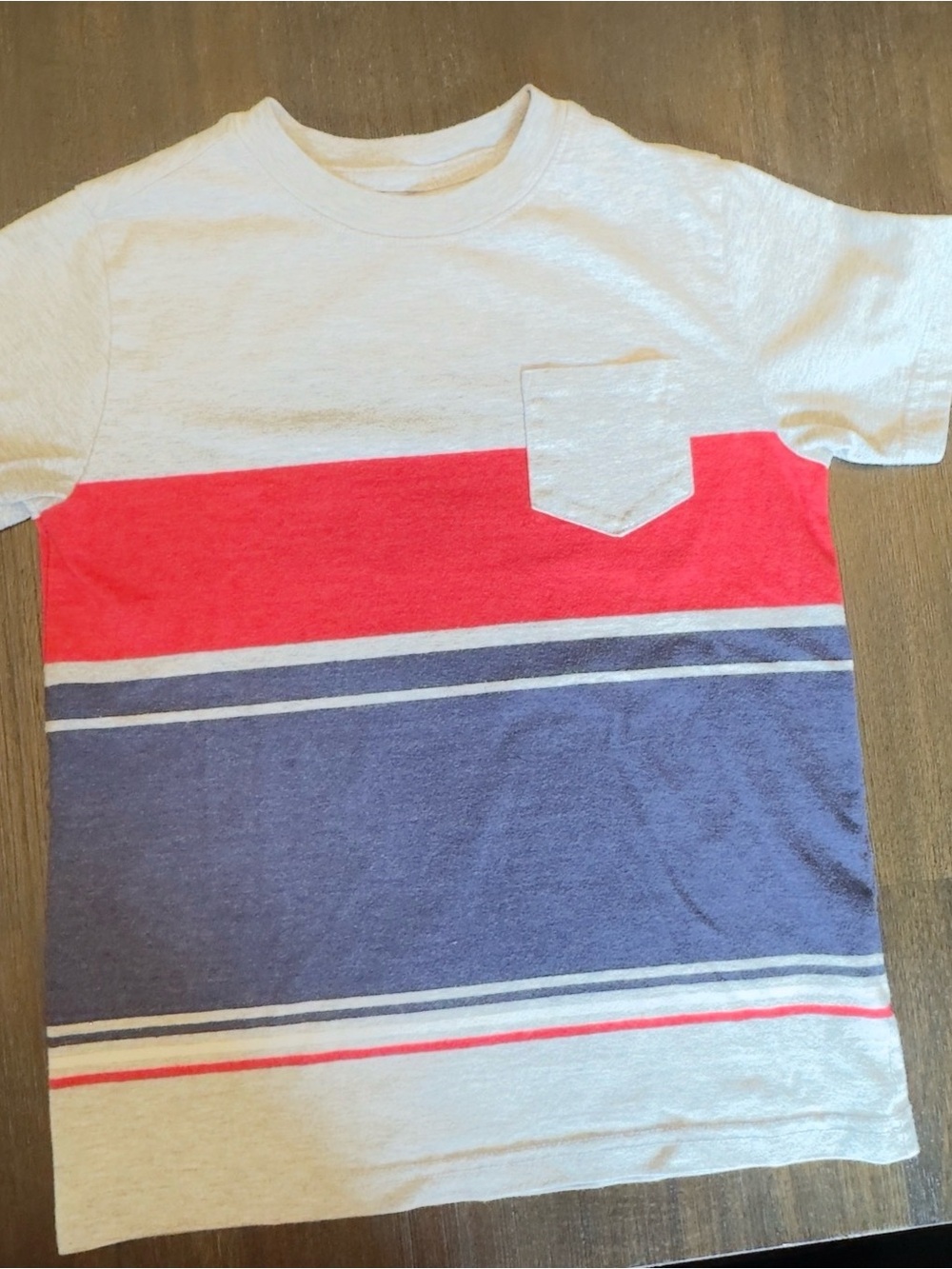 Cat & Jack boys 6 7 Tshirt